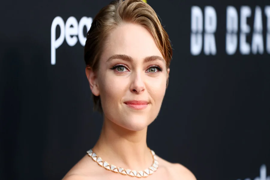 AnnaSophia Robb Husband