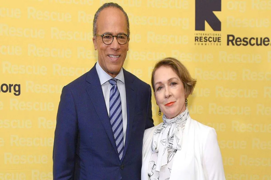 Lester Holt First Wife