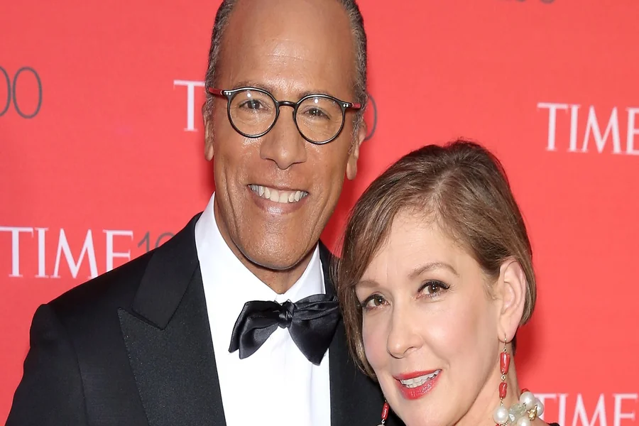Lester Holt First Wife