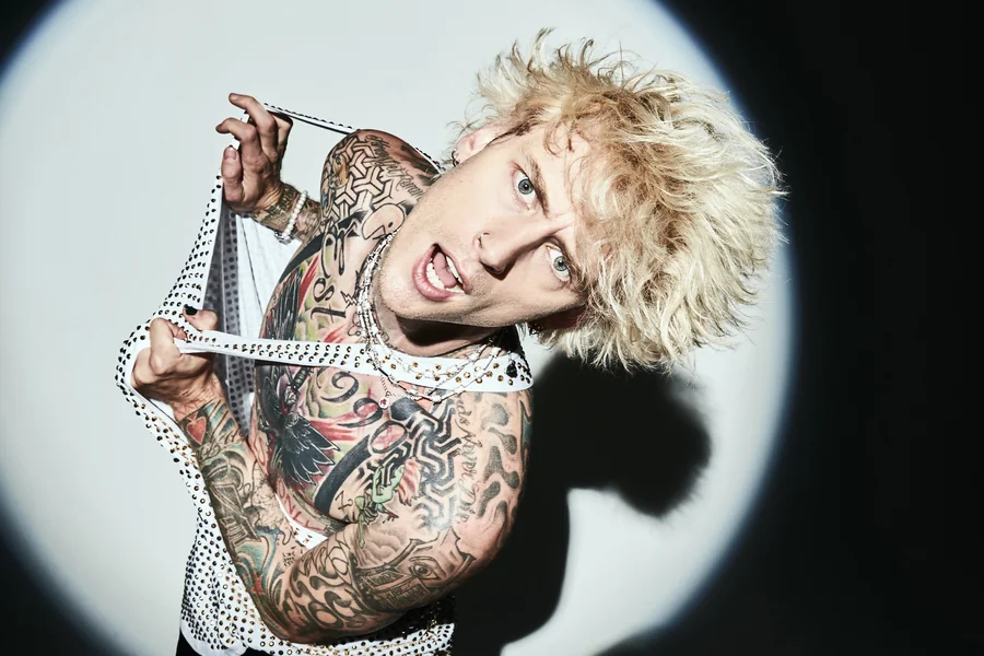 Machine Gun Kelly Height