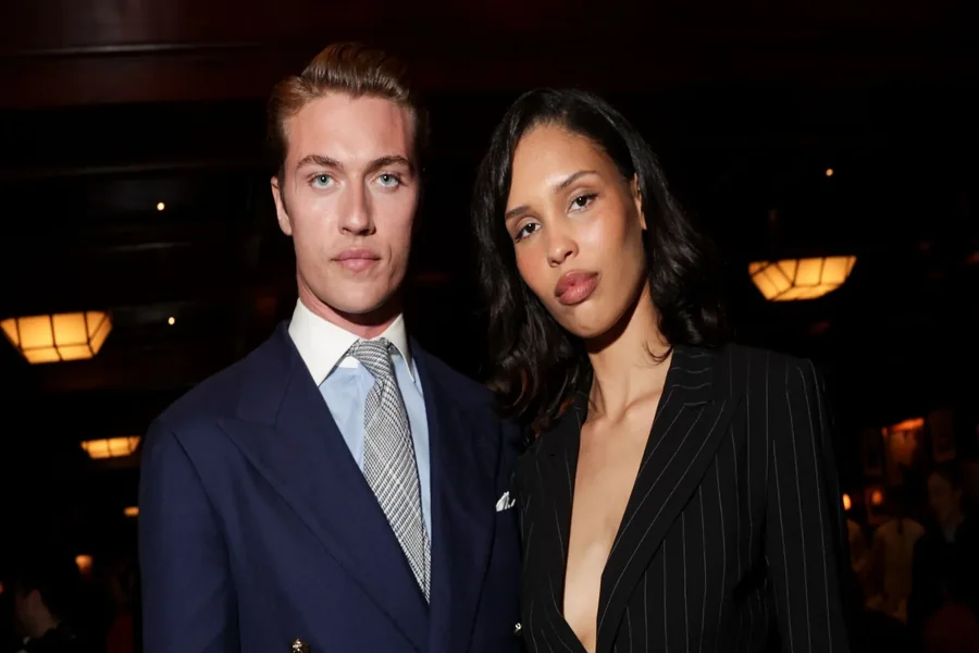 nara smith husband