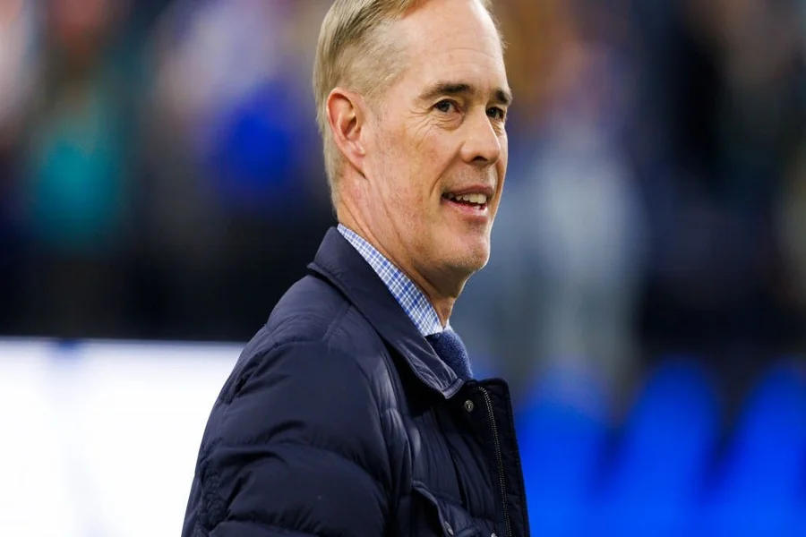 joe buck age