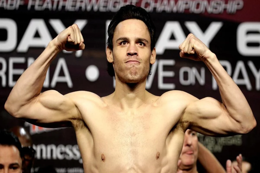 julio cesar chavez net worth