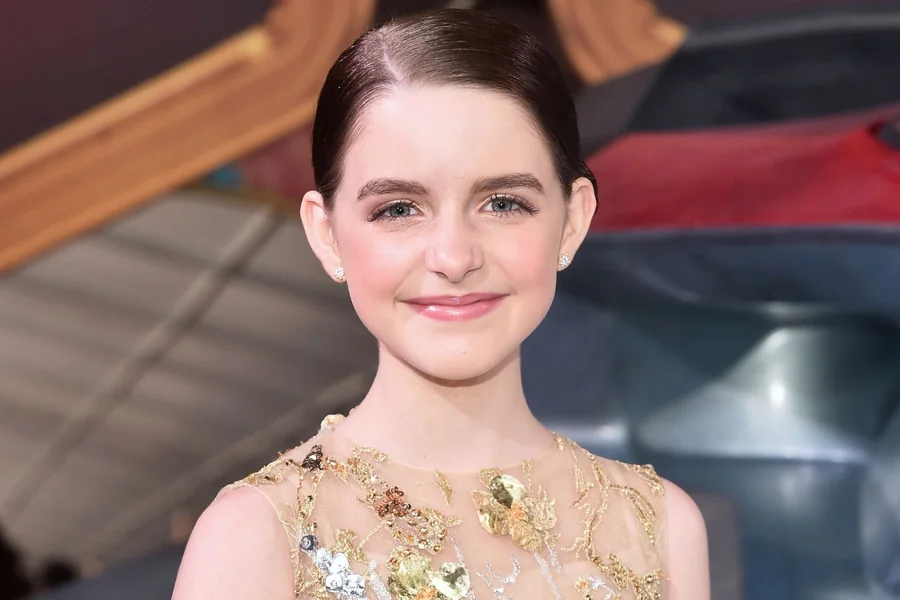 mckenna grace and kiernan shipka
