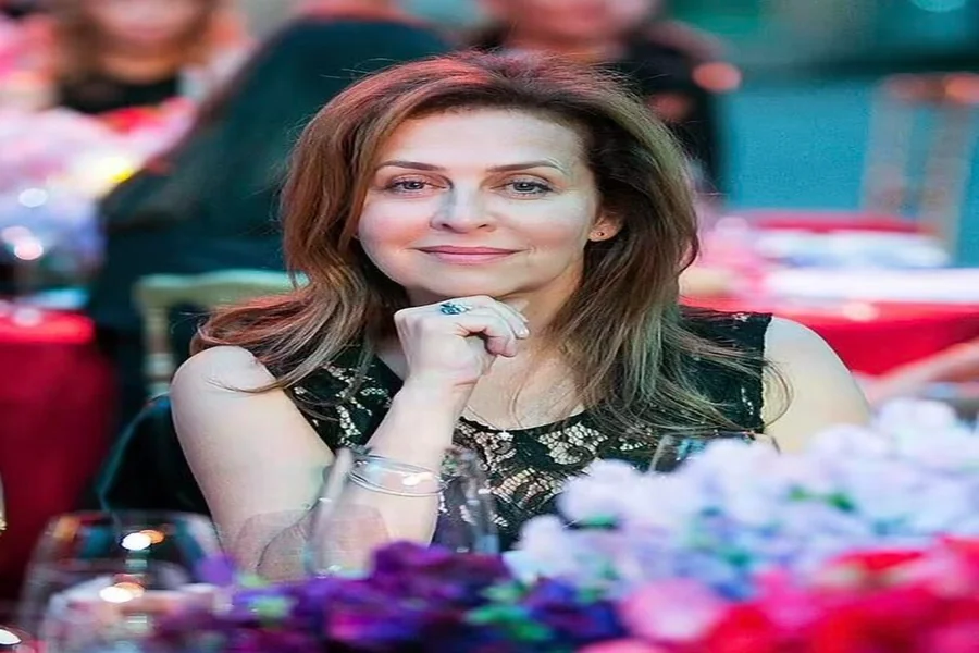 Elena Zhukova Age