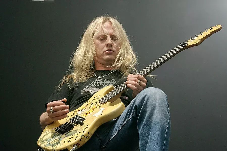 Jerry Cantrell Net Worth