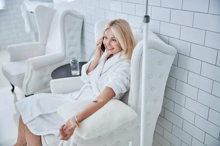 NAD+ IV Therapy in Dubai A Modern Approach to Timeless Rejuvenation