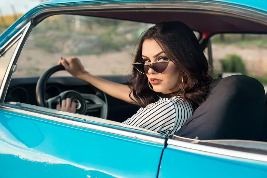 Vintage Influence in Modern Fashion and Lifestyle Displays