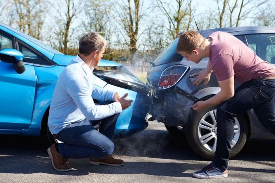 What Should You Do Immediately After a Car Accident in Inverness?
