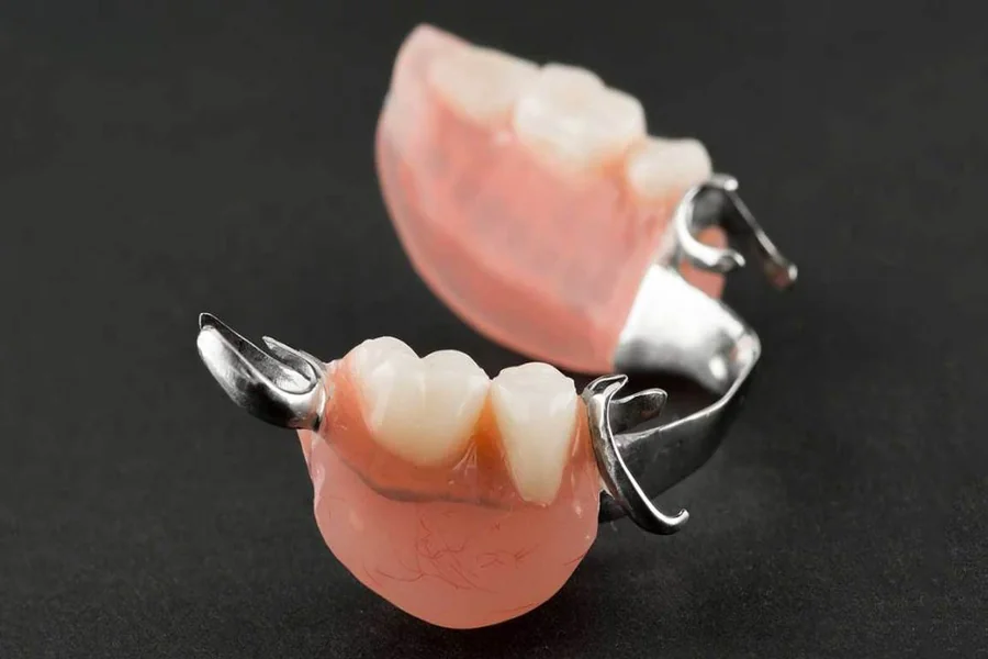 Artificial Teeth